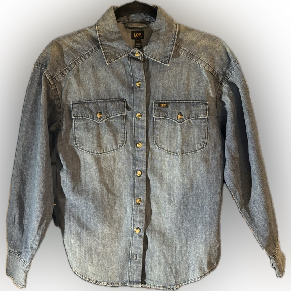 NWT - Lee - Frontier Western Mid Wash Button Front Shirt (XS)